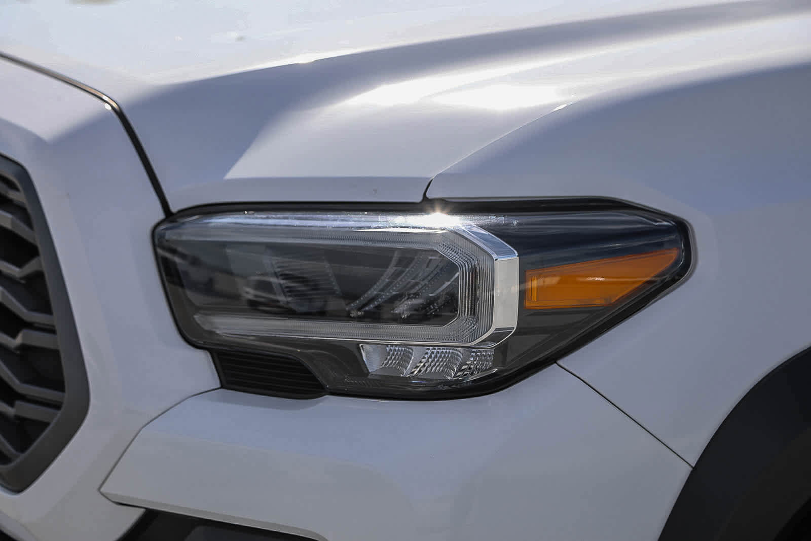 Certified 2023 Toyota Tacoma TRD Off-Road w/ TRD Premium Off Road Package image 9