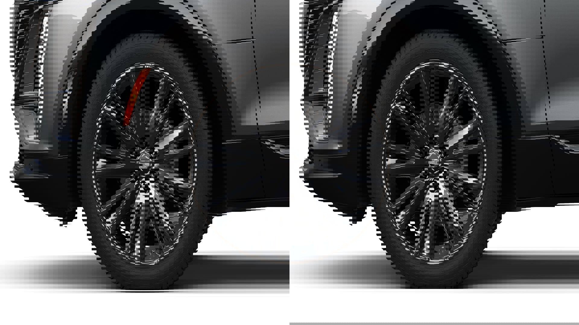 New 2025 Cadillac Lyriq Sport image 31