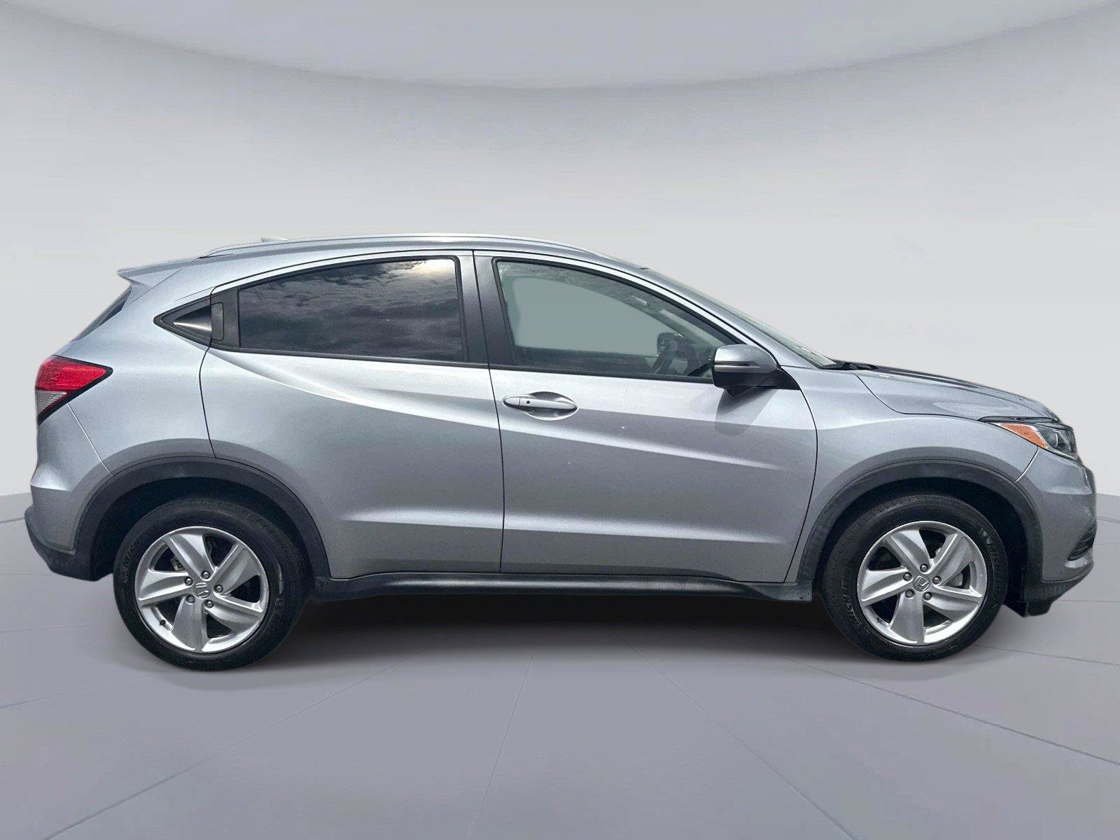 Certified 2019 Honda HR-V EX-L image 2