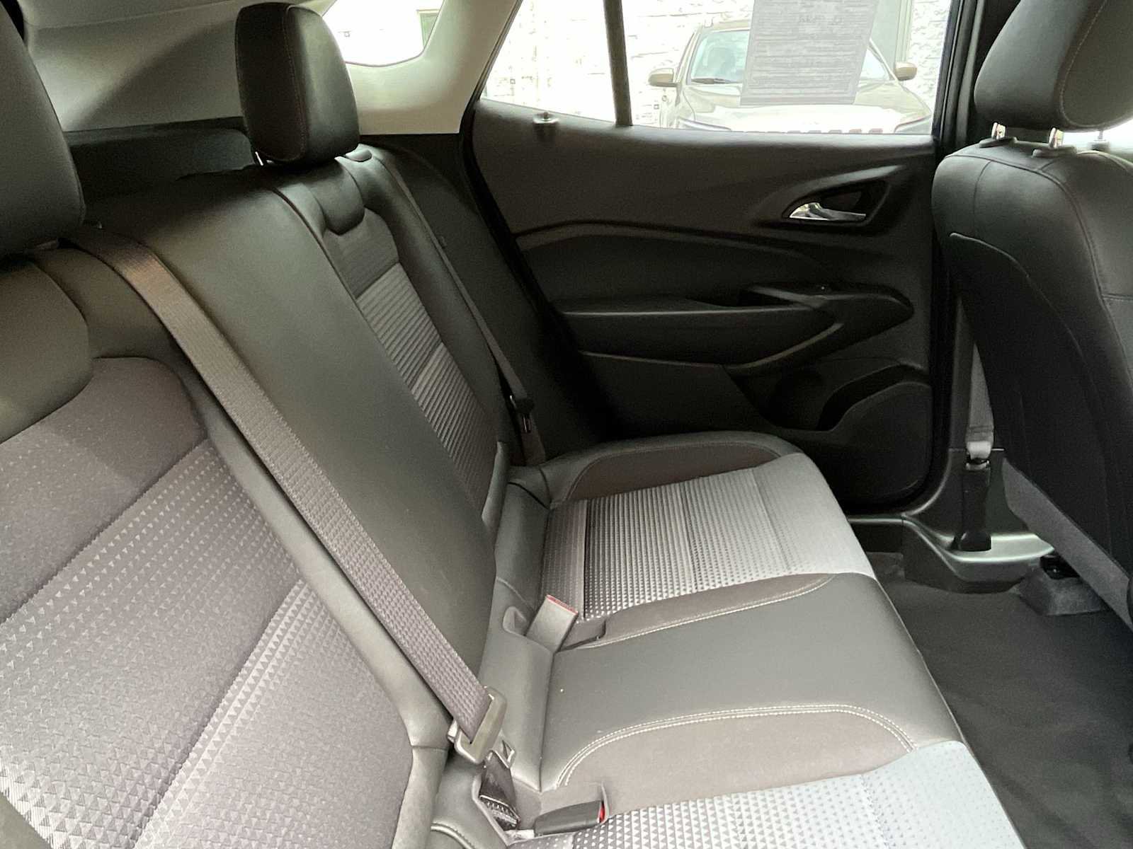 Certified 2024 Chevrolet Trax LT image 24