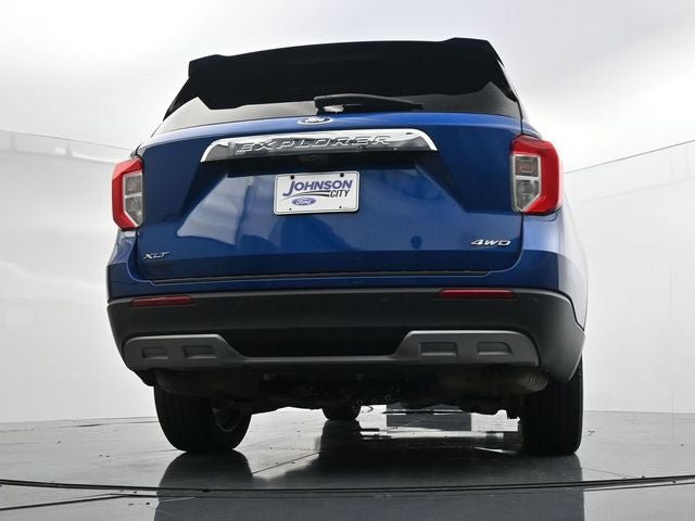 Used 2022 Ford Explorer XLT w/ Equipment Group 202A AWD/4WD image 32