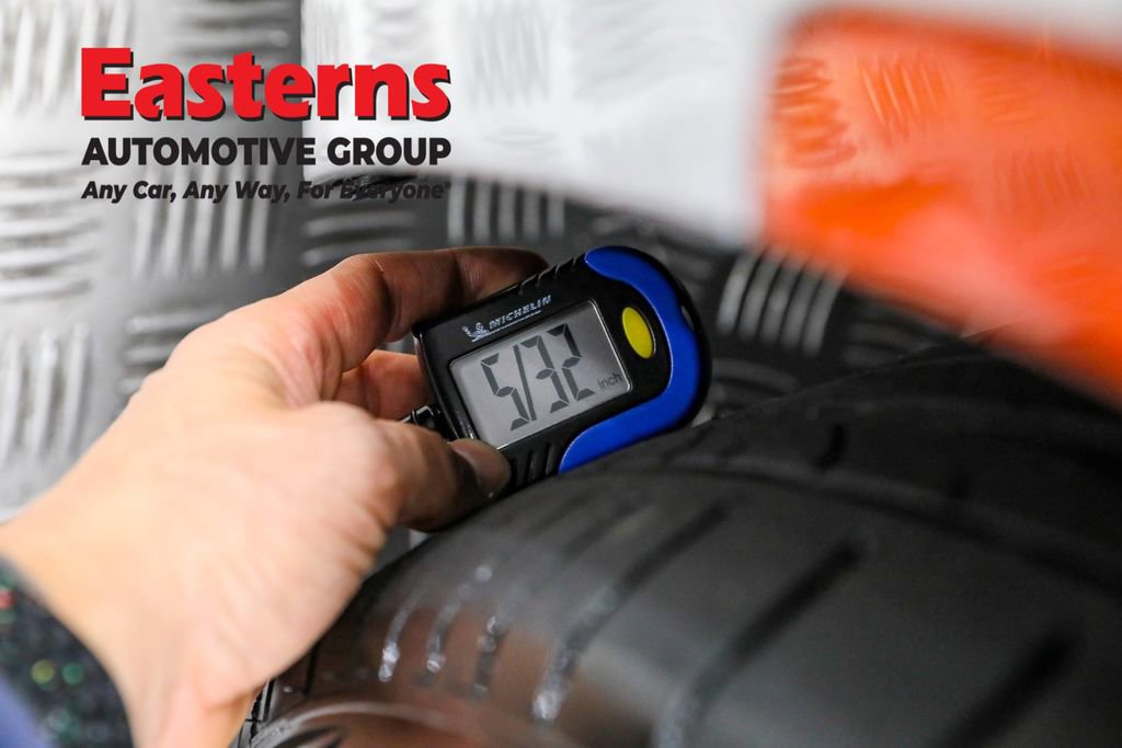 Used 2023 Chrysler 300 S image 28