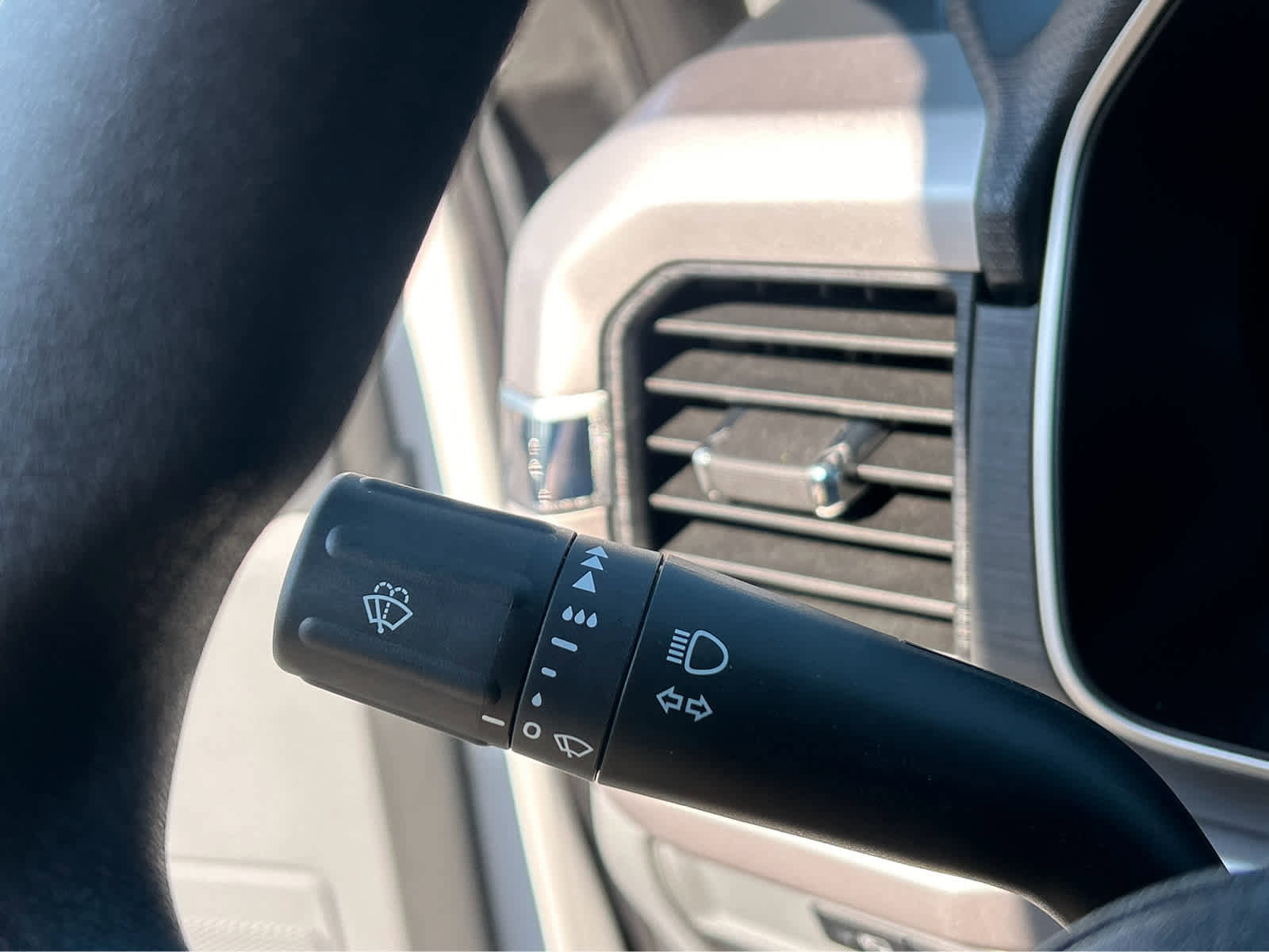 Used 2023 Ford F150 XL image 22