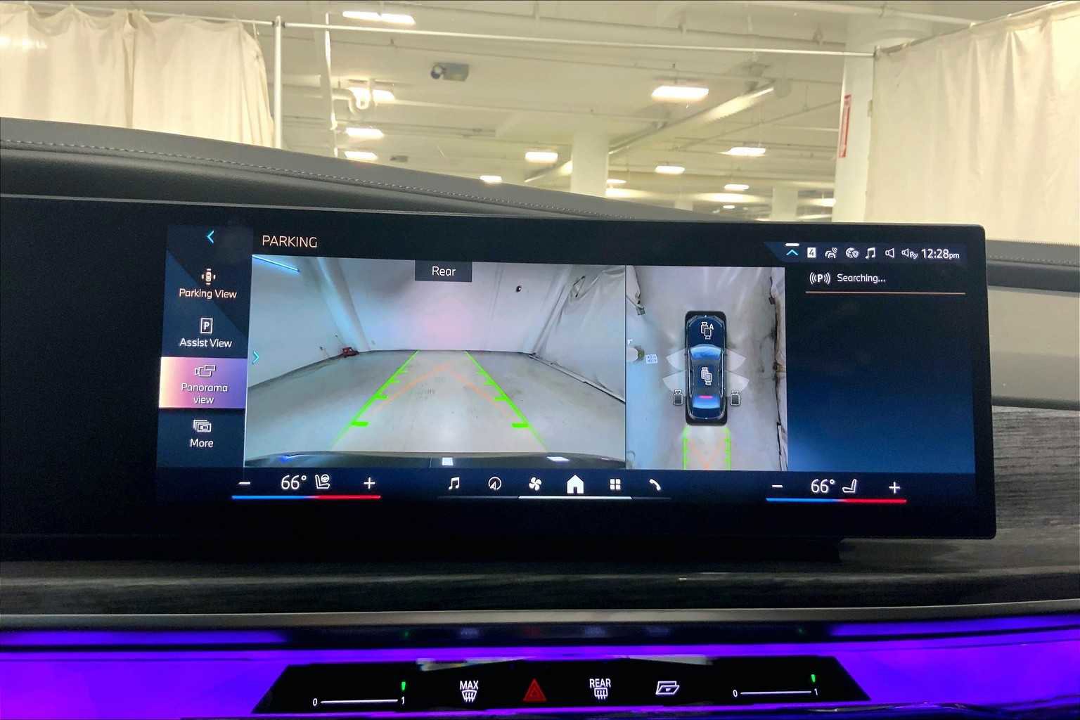 New 2025 BMW i7 xDrive60 AWD/4WD image 19