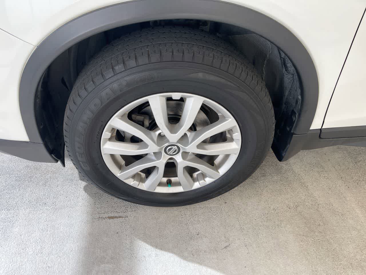 Used 2019 Nissan Rogue SV image 10