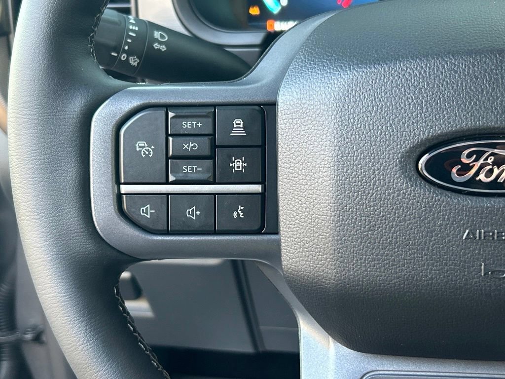 Used 2026 Ford F150 Lariat AWD/4WD image 39