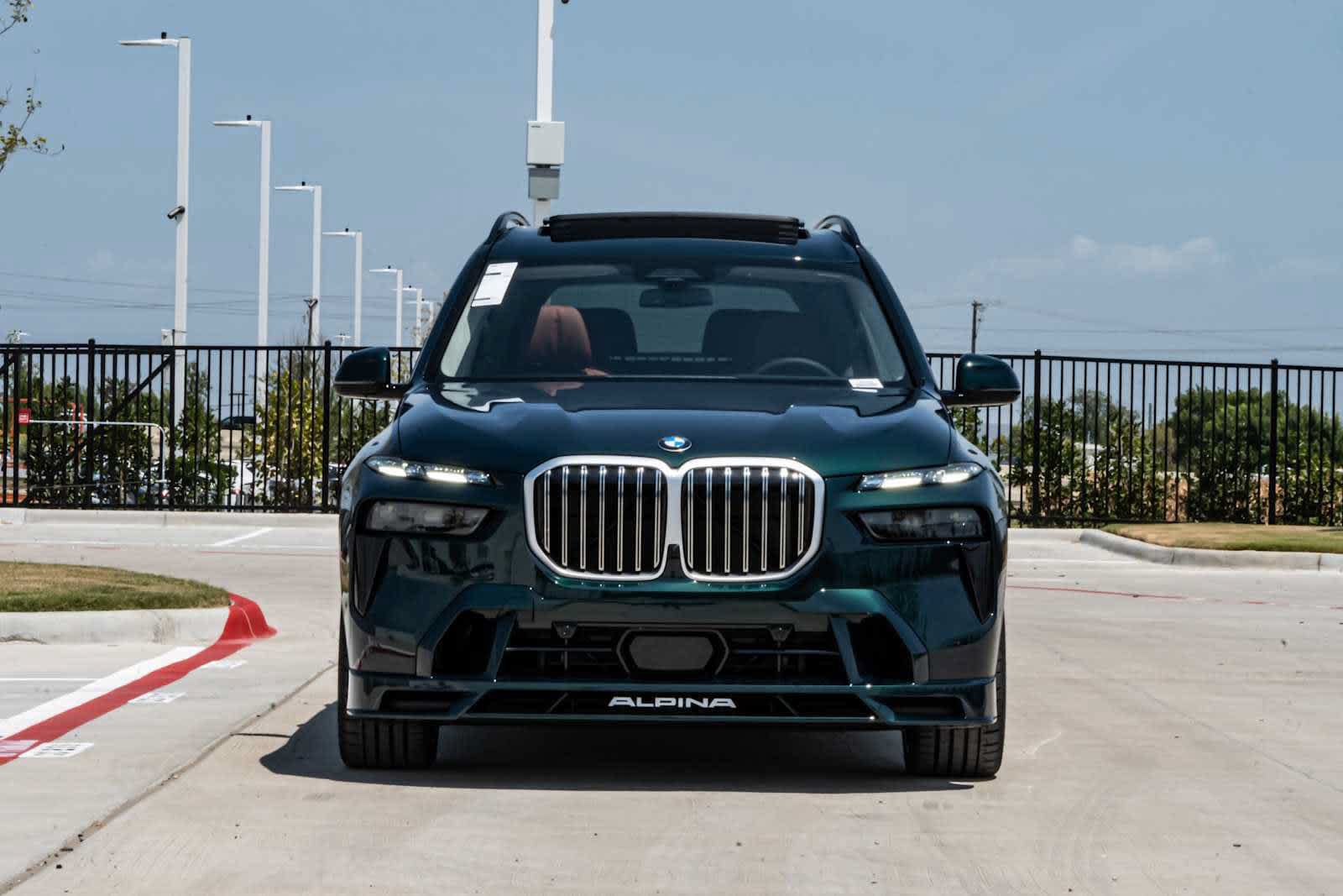New 2026 BMW ALPINA XB7 AWD/4WD image 2