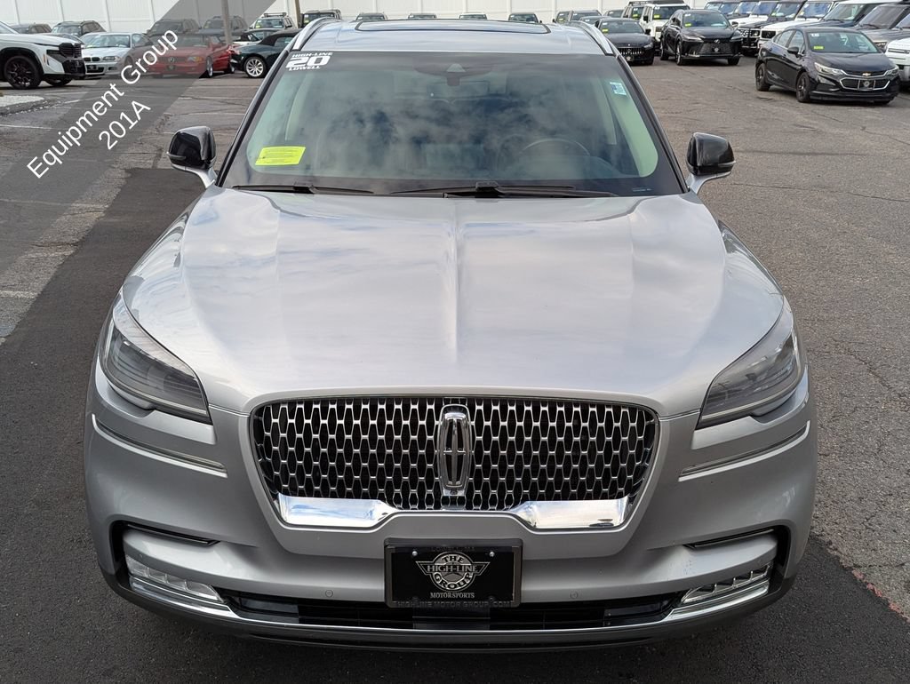 Used 2020 Lincoln Aviator Reserve w/ Equipment Group 201A AWD/4WD image 3