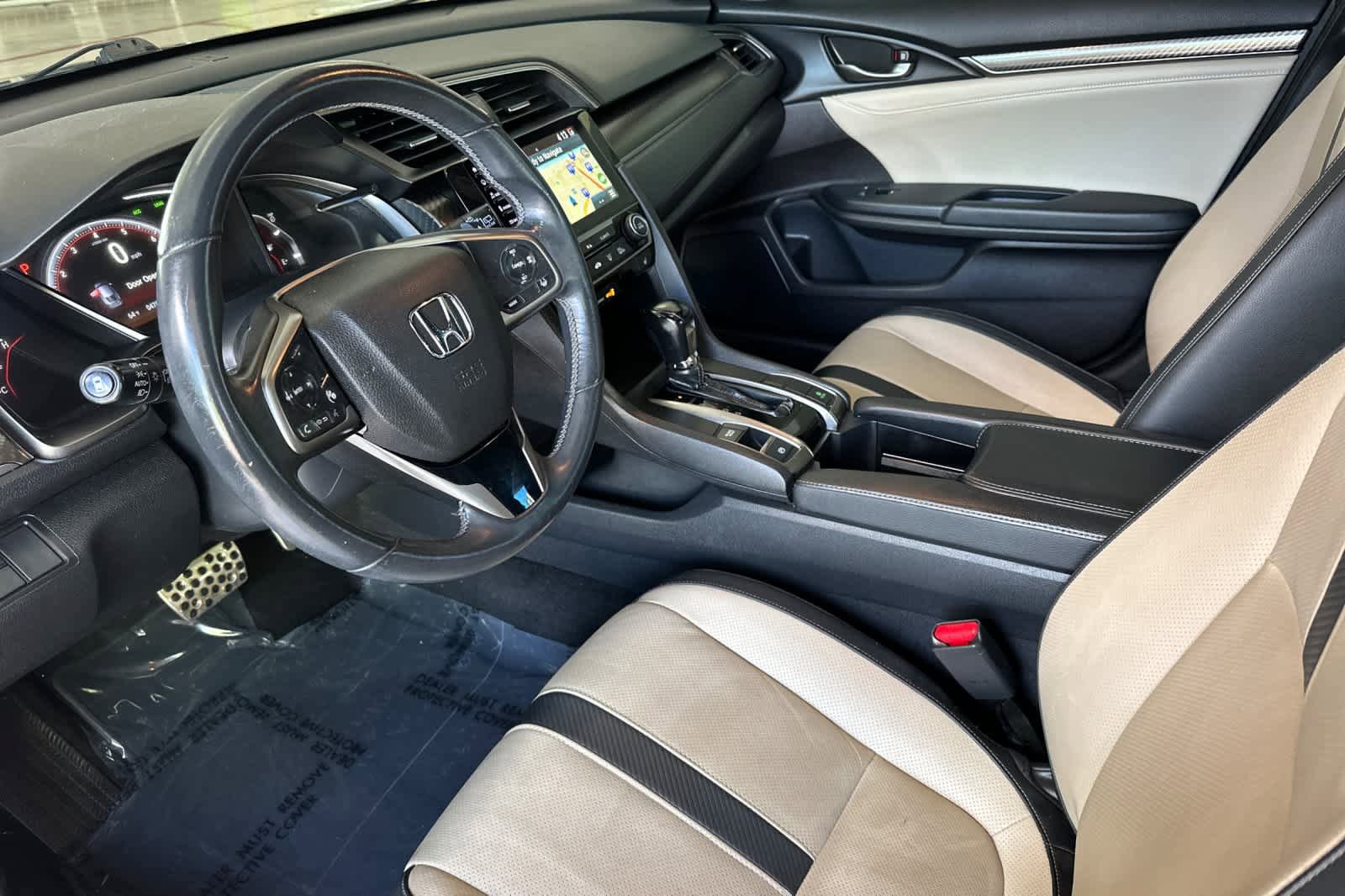 Used 2019 Honda Civic Sport Touring image 11