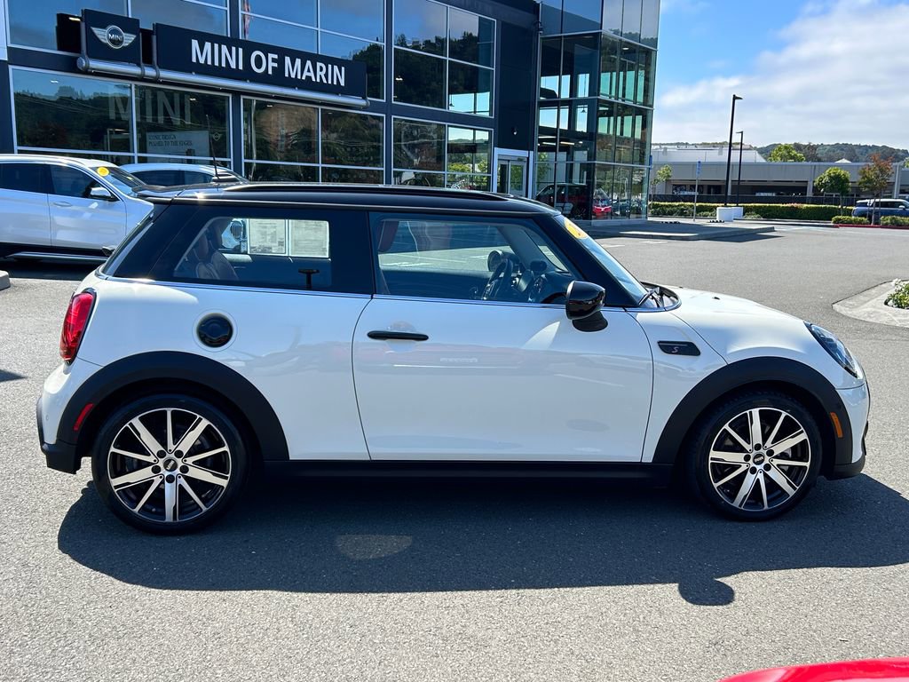 Used 2023 MINI Cooper S FWD image 6