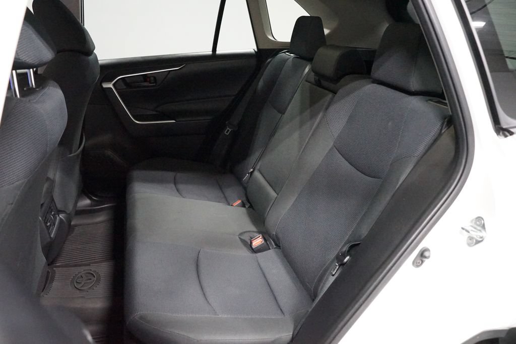 Certified 2023 Toyota RAV4 LE AWD/4WD image 27