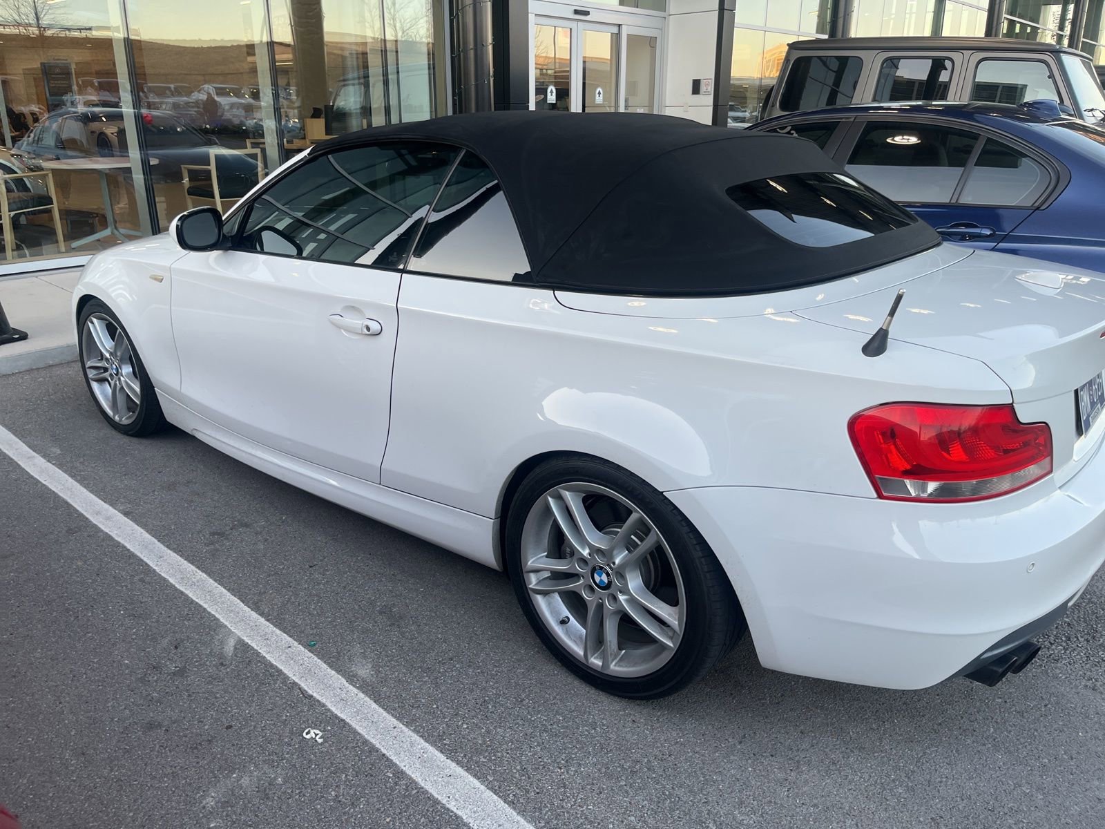 Used 2013 BMW 135i Convertible image 8