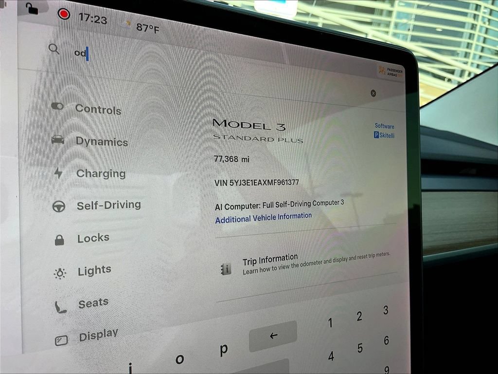 Used 2021 Tesla Model 3 Standard Range Plus RWD image 13