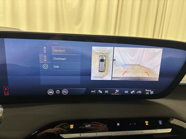 Used 2025 Buick Enclave Preferred image 19