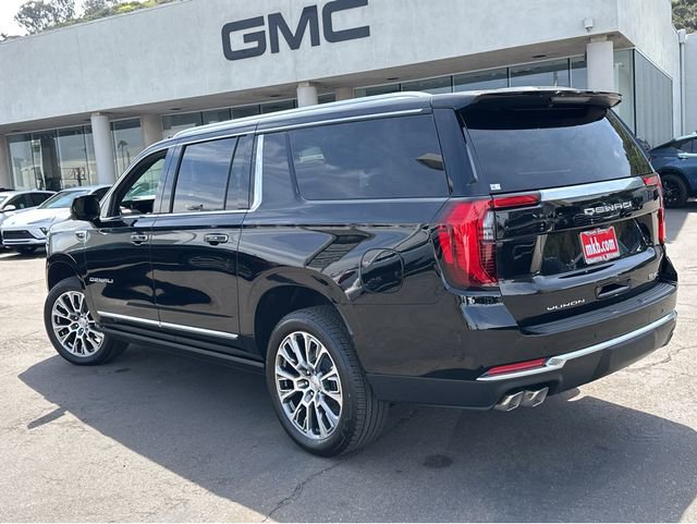 New 2026 GMC Yukon XL Denali image 3