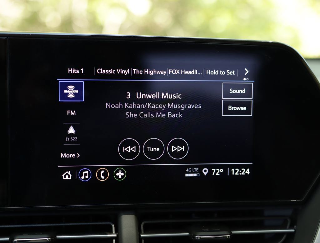 Used 2026 Chevrolet Trax LS w/ LS Convenience Package FWD image 12