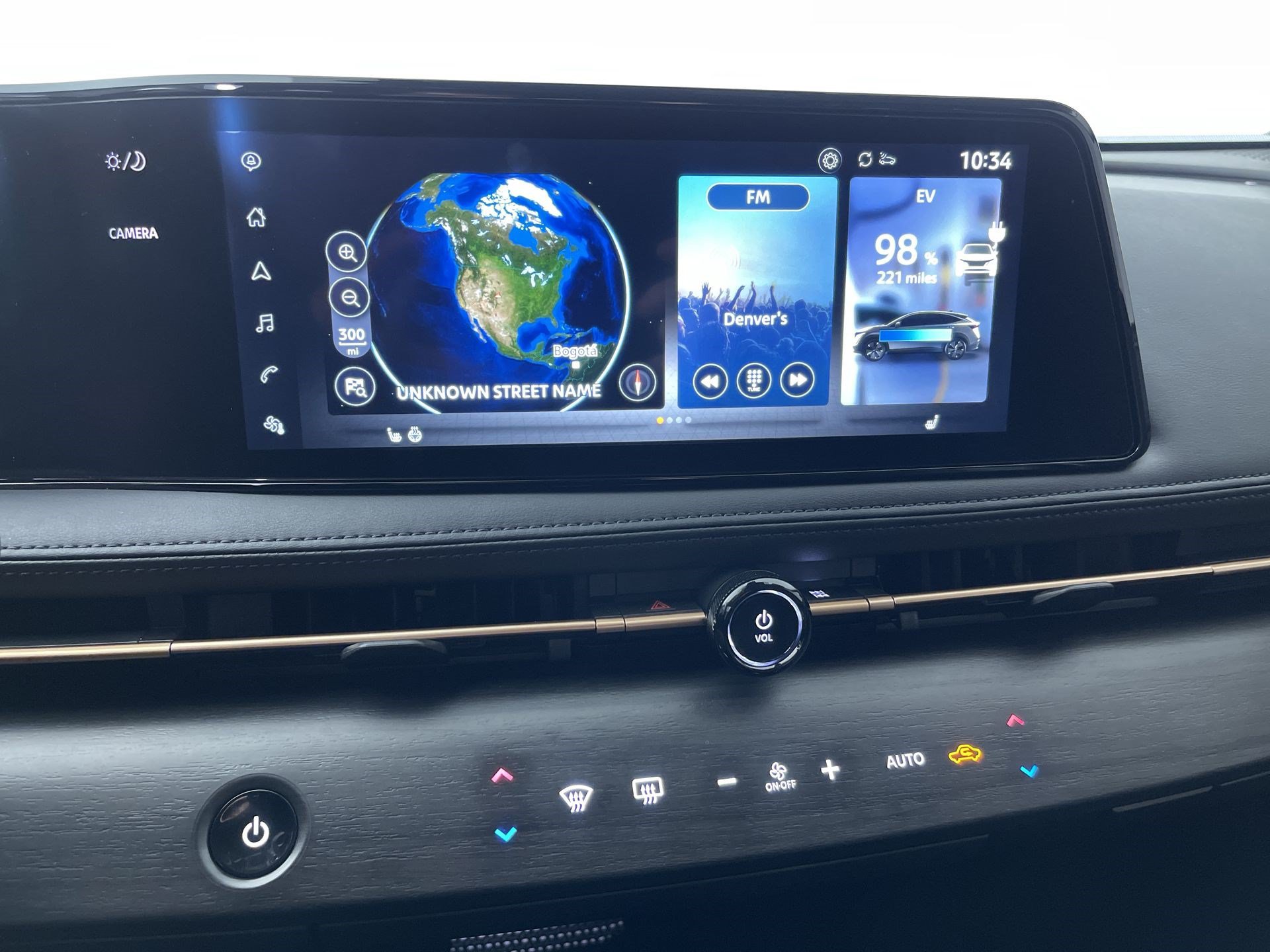 Certified 2024 Nissan Ariya AWD image 18