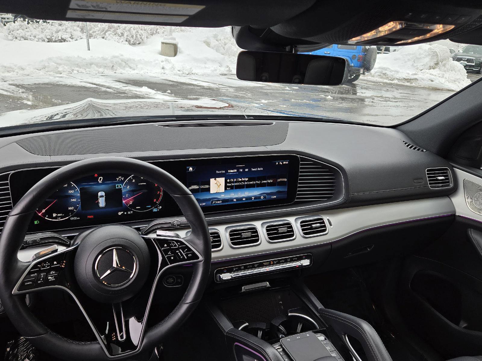 Used 2025 Mercedes-Benz GLS 450 4MATIC image 9