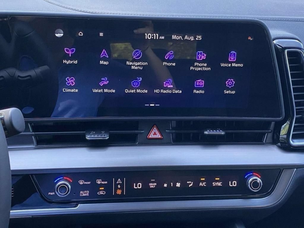 New 2025 Kia Sportage EX AWD/4WD image 21