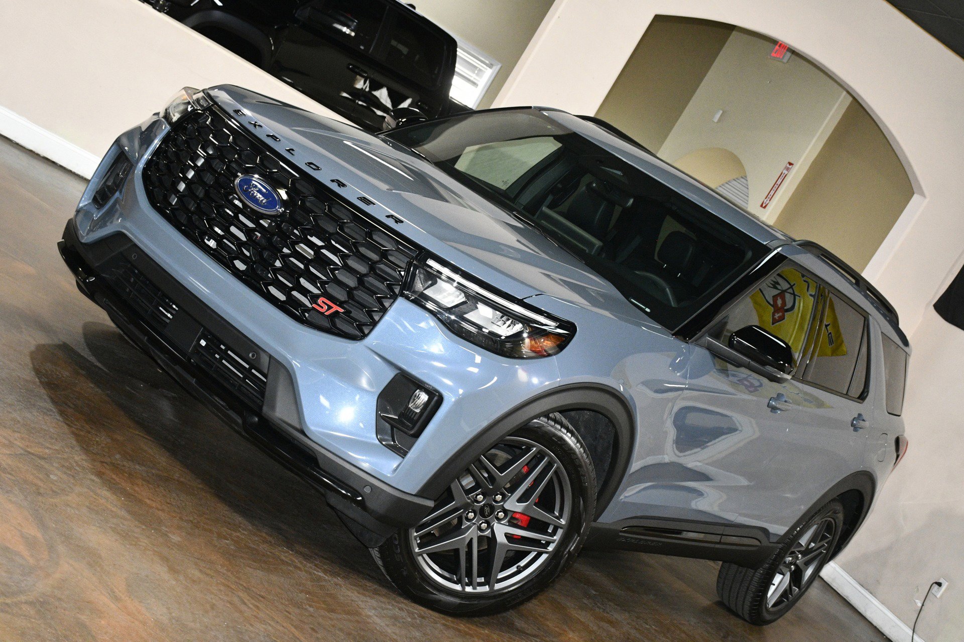 Used 2025 Ford Explorer ST w/ Sun And Sound Package image 78