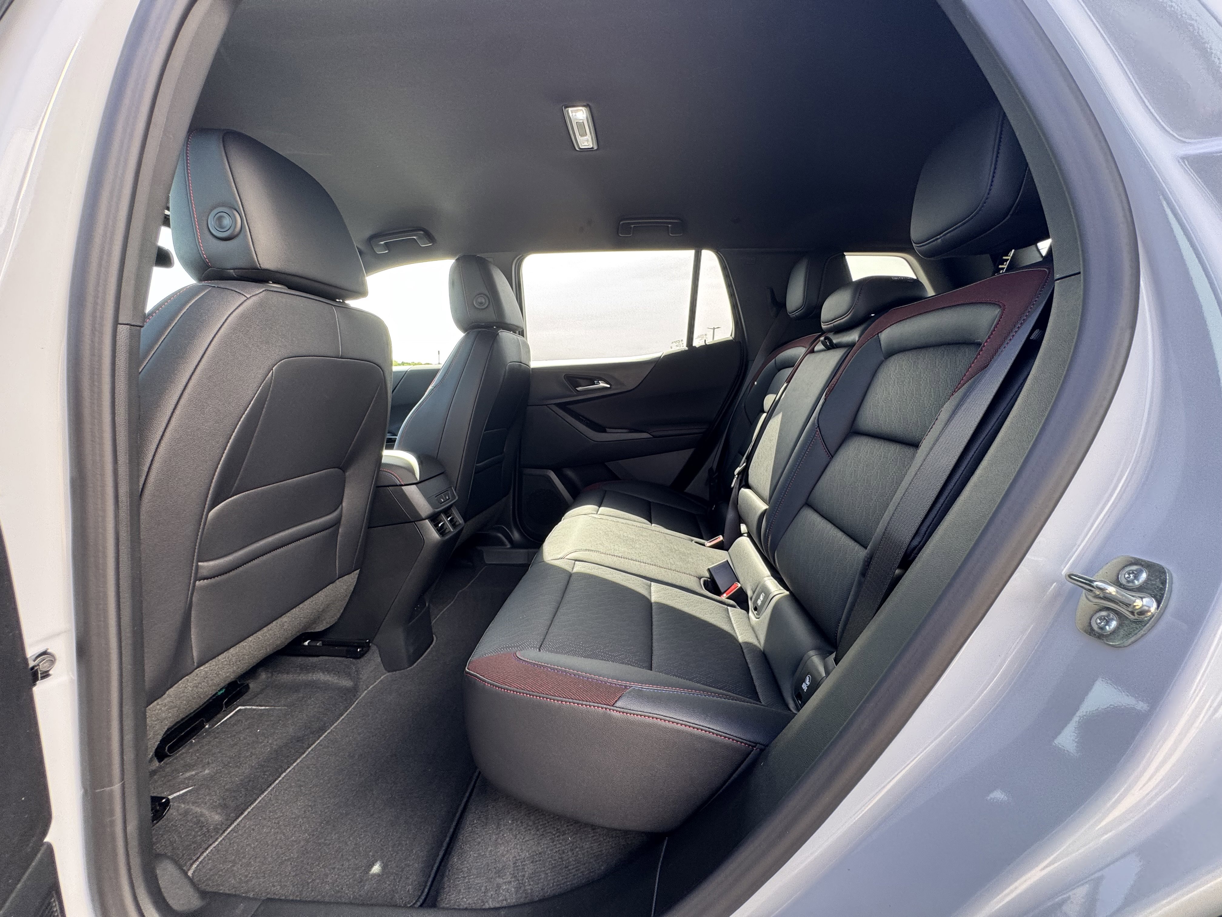 New 2026 Chevrolet Equinox RS image 8