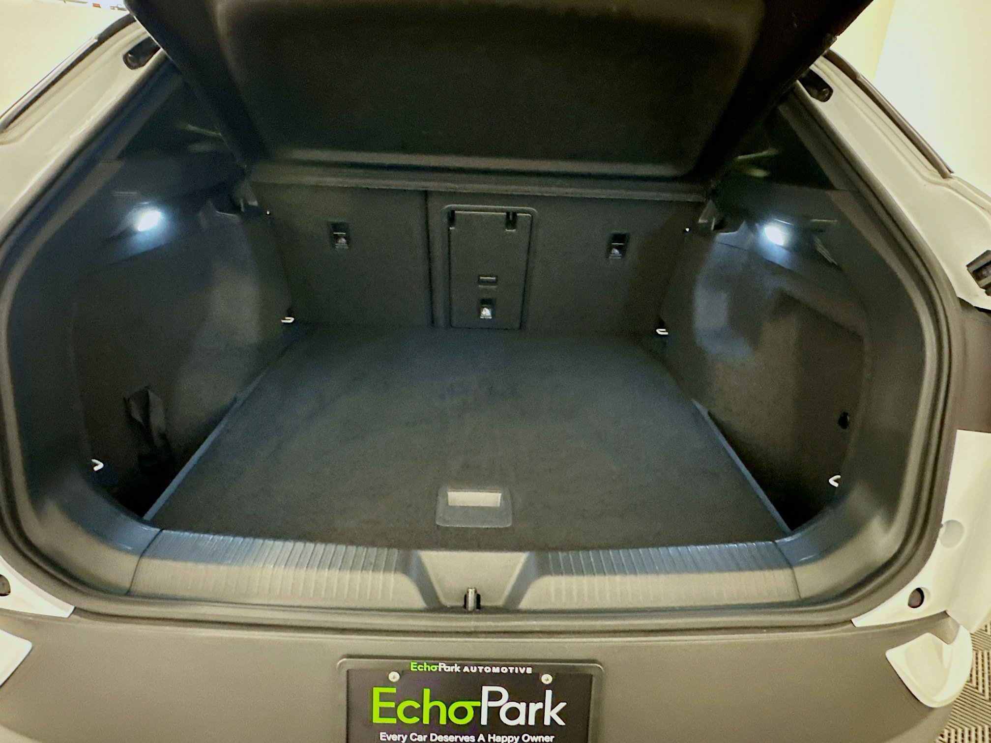 Used 2021 Volkswagen ID.4 Pro S w/ Gradient Package image 30