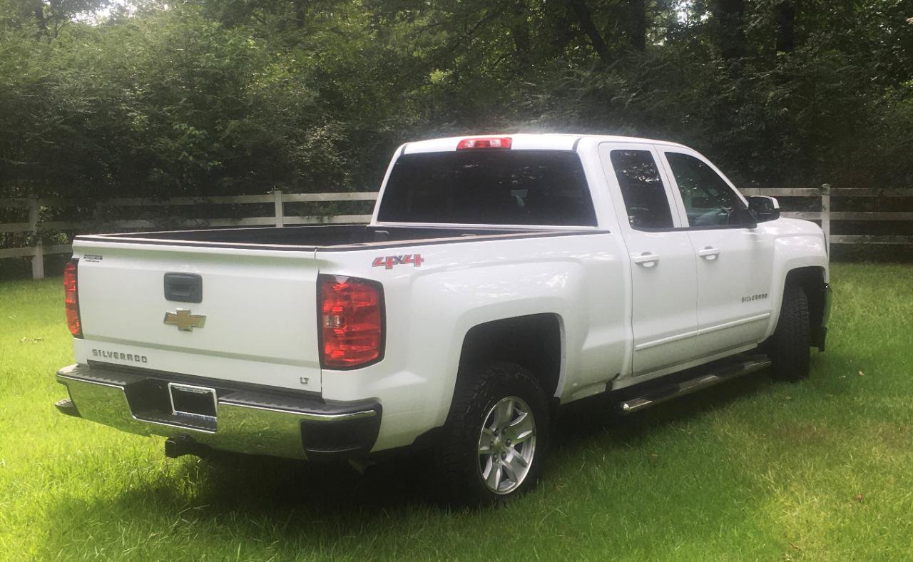 Used 2017 Chevrolet Silverado 1500 LT w/ All Star Edition AWD/4WD image 5