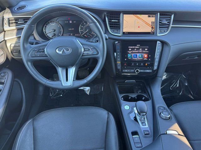 Used 2023 INFINITI QX55 Essential image 18