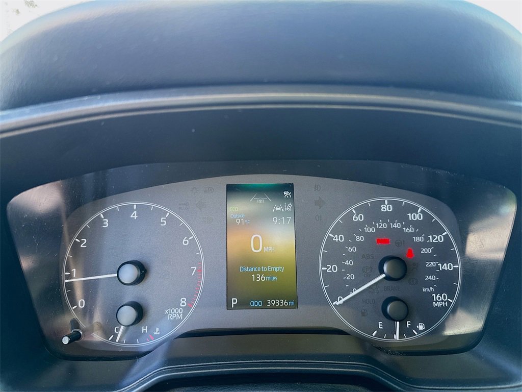 Used 2024 Toyota Corolla SE image 12