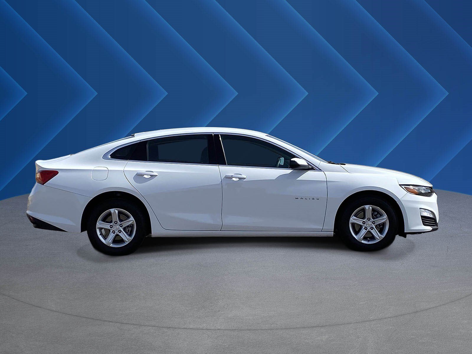 Used 2025 Chevrolet Malibu LS FWD image 2