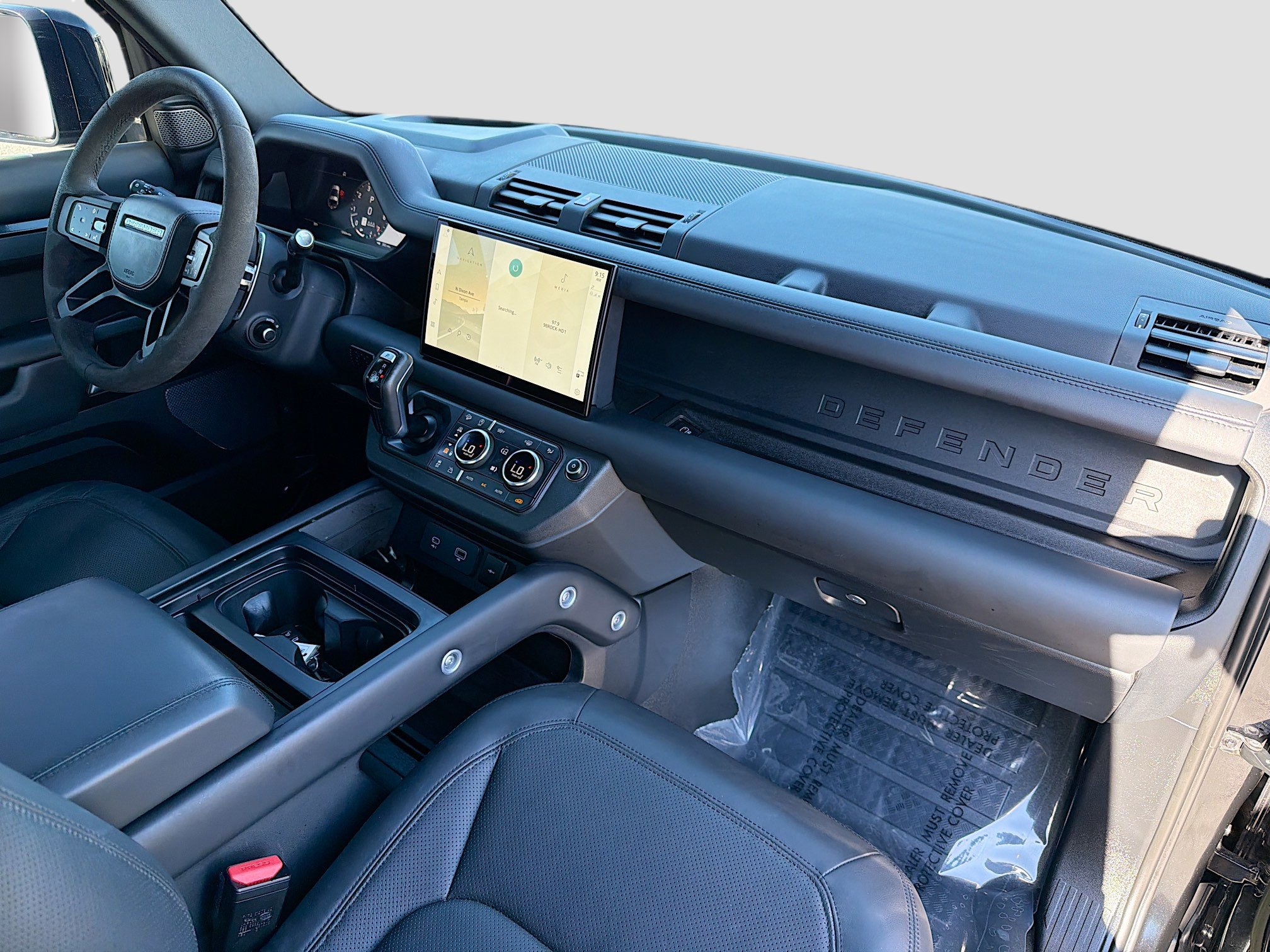 Used 2023 Land Rover Defender 90 V8 AWD/4WD image 12
