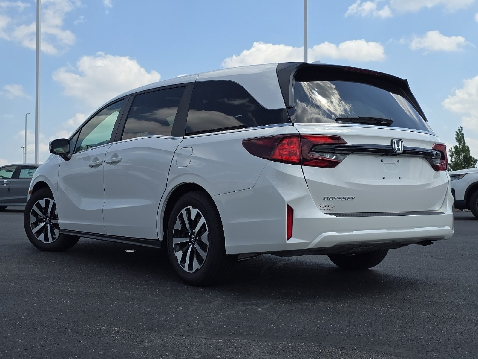 New 2026 Honda Odyssey EX-L image 15
