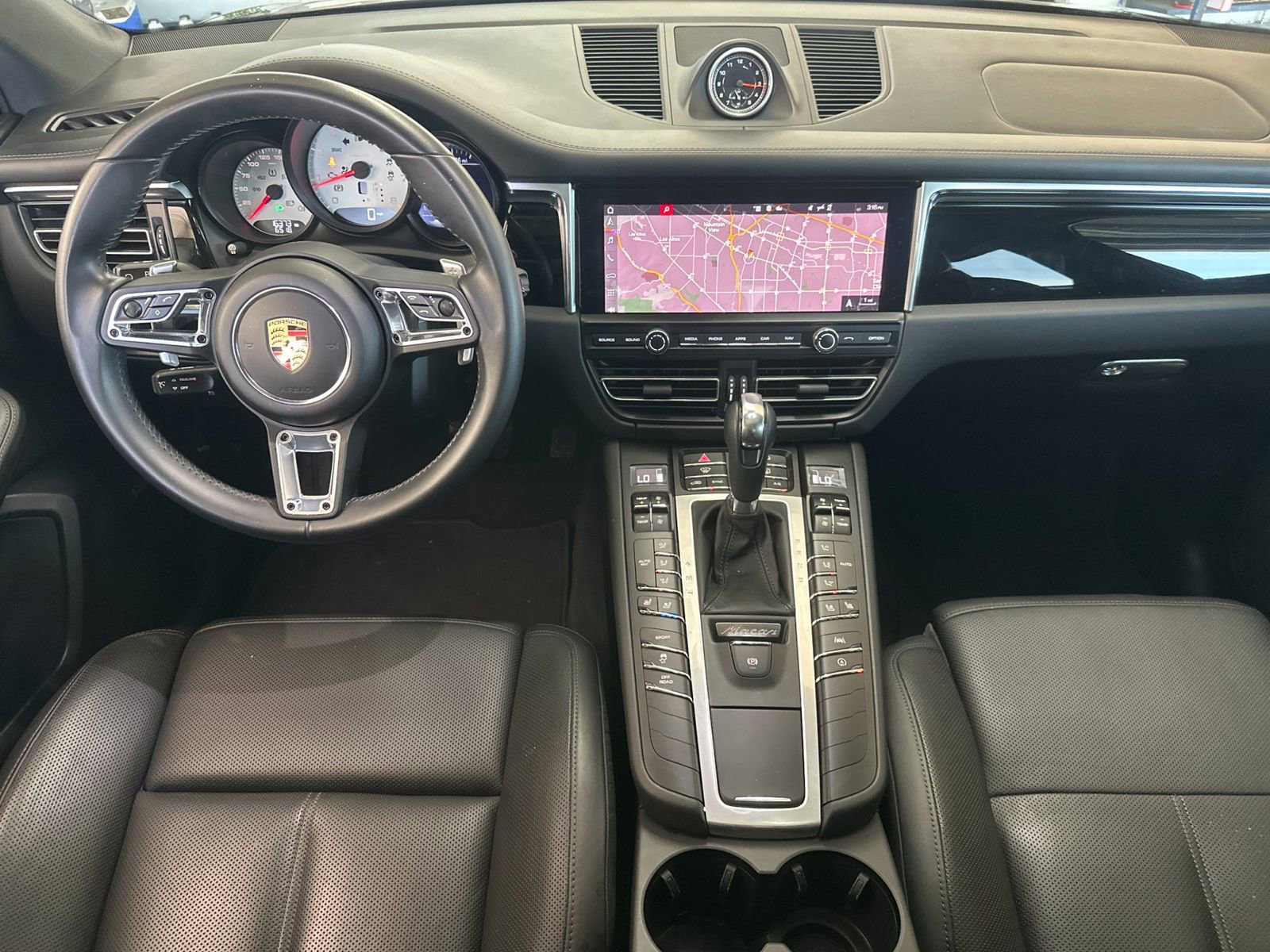 Used 2021 Porsche Macan S AWD/4WD image 4