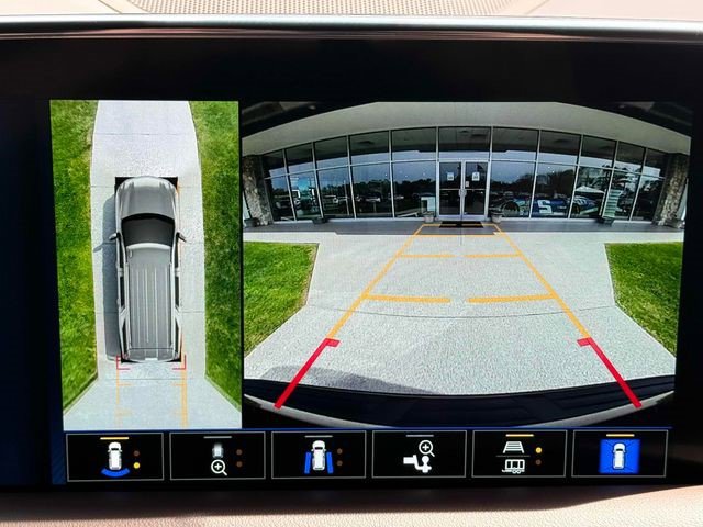 Certified 2022 Chevrolet Suburban High Country w/ Max Trailering Package AWD/4WD image 8