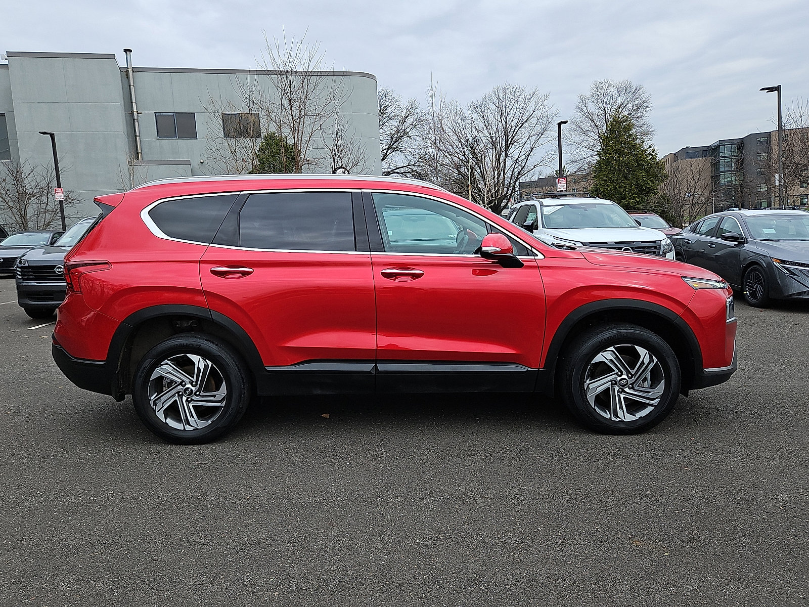 Used 2023 Hyundai Santa Fe SEL image 7