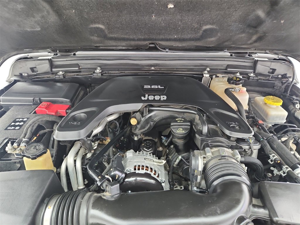 Used 2018 Jeep Wrangler Unlimited Rubicon image 39