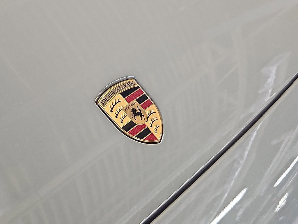 New 2026 Porsche Cayenne Electric AWD/4WD image 25