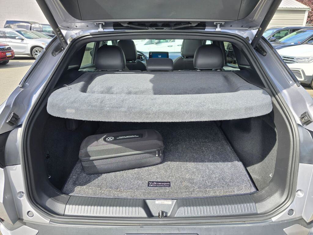 Used 2023 Volkswagen ID.4 Pro S RWD image 16