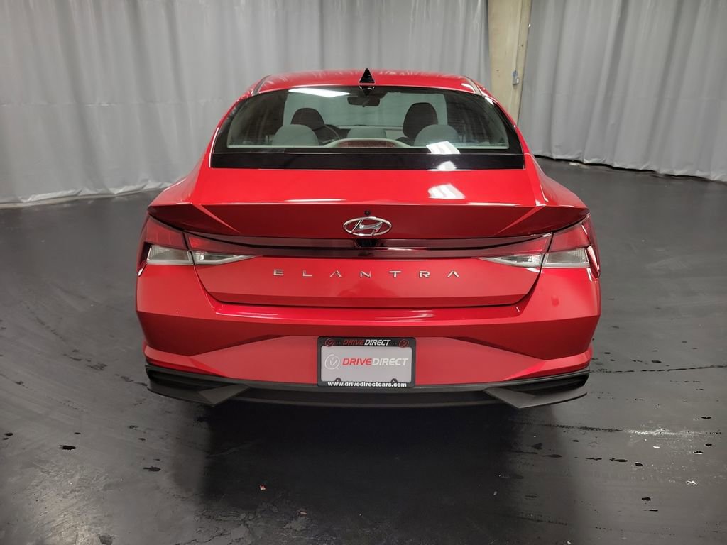 Used 2022 Hyundai Elantra SEL image 7