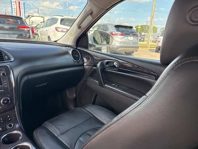 Used 2017 Buick Enclave Leather AWD/4WD image 18