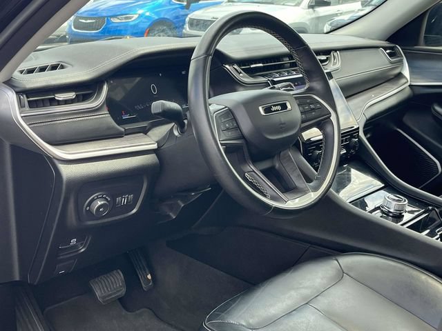 Used 2021 Jeep Grand Cherokee L Limited AWD/4WD image 12