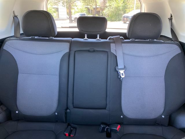 Used 2017 Kia Soul + FWD image 11