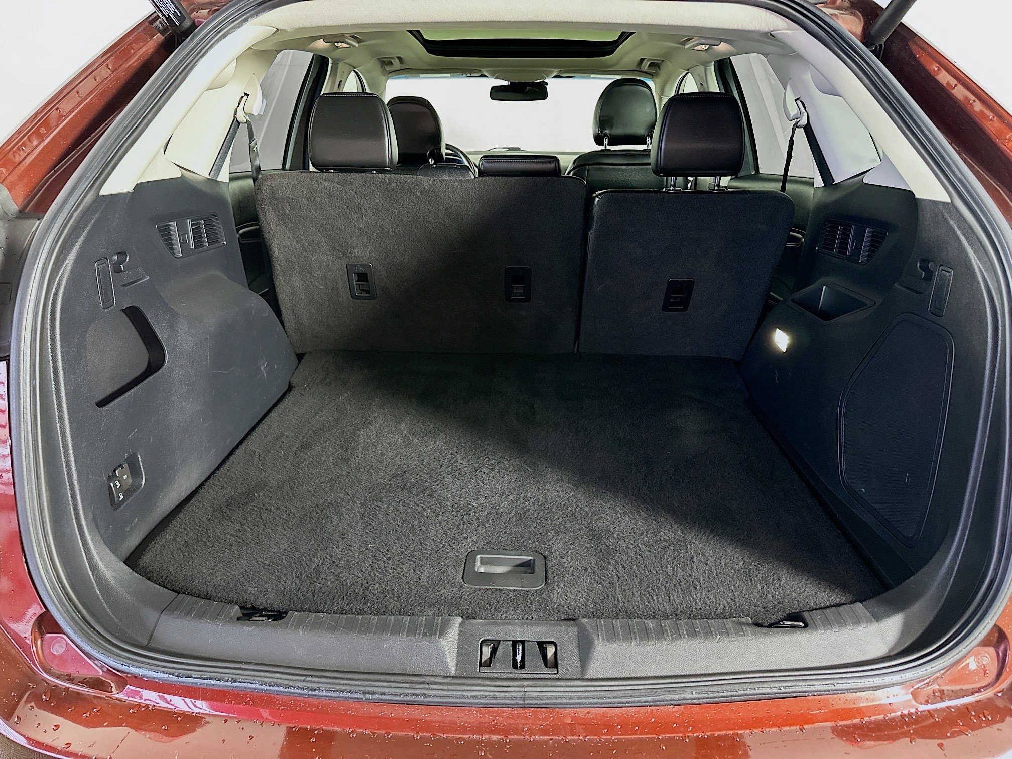 Used 2015 Ford Edge Titanium w/ Equipment Group 302A AWD/4WD image 28