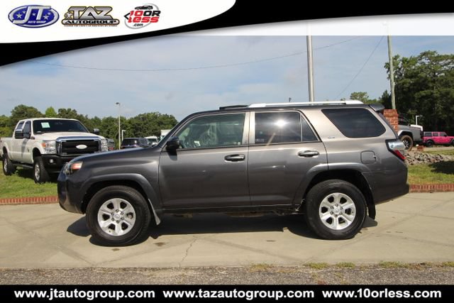 Used 2014 Toyota 4Runner SR5 RWD image 4