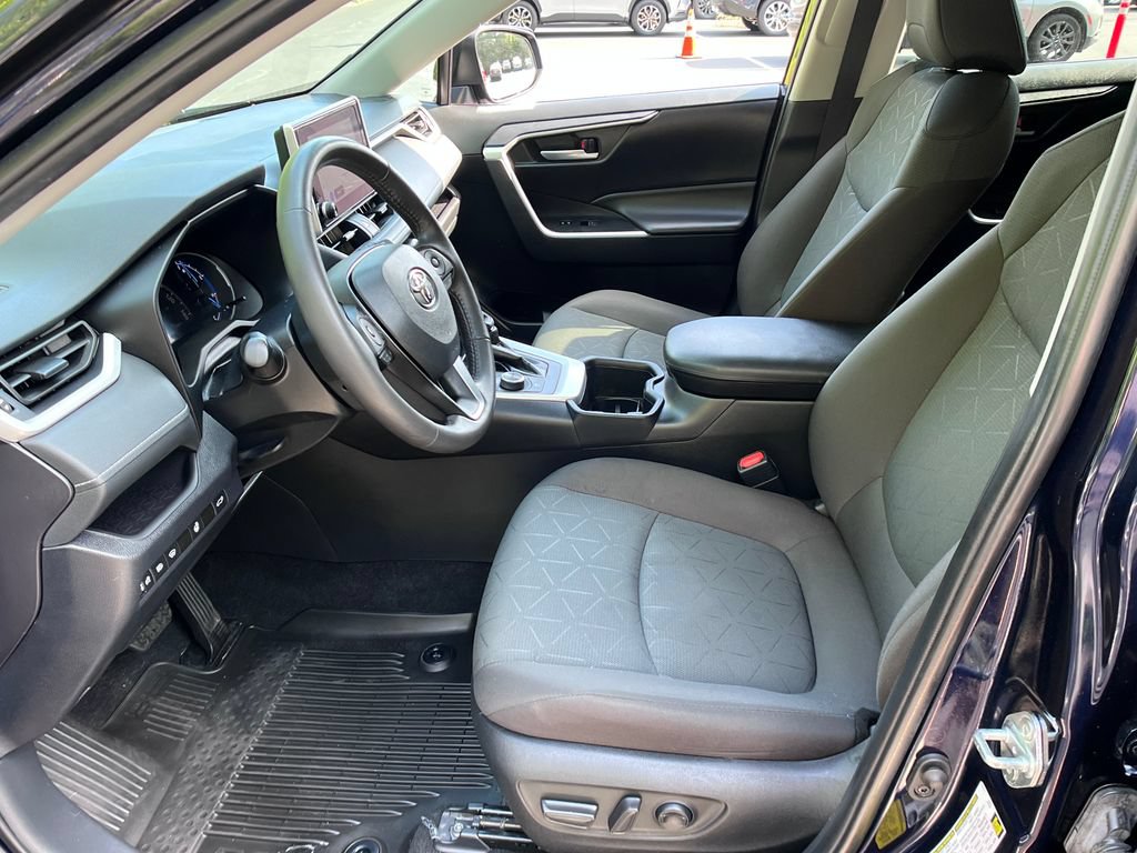 Certified 2024 Toyota RAV4 XLE w/ Convenience Package AWD/4WD image 9