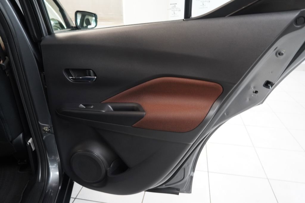Used 2020 Nissan Kicks SR FWD image 27