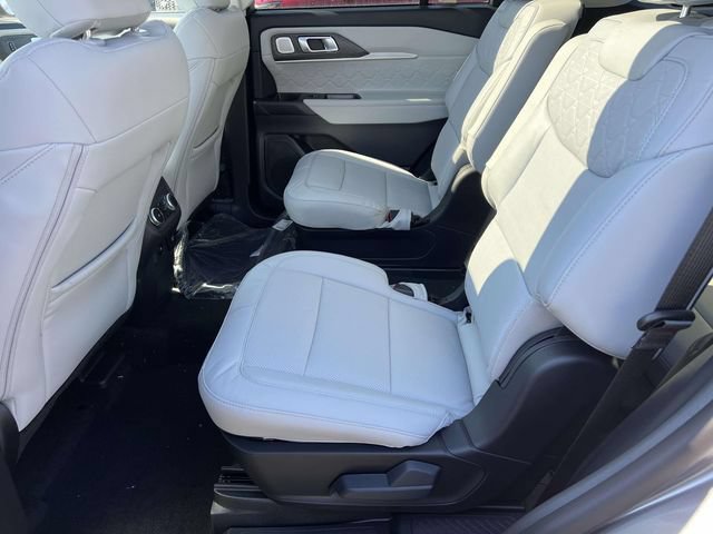 New 2026 Ford Explorer Platinum w/ LUX Leather Package AWD/4WD image 25