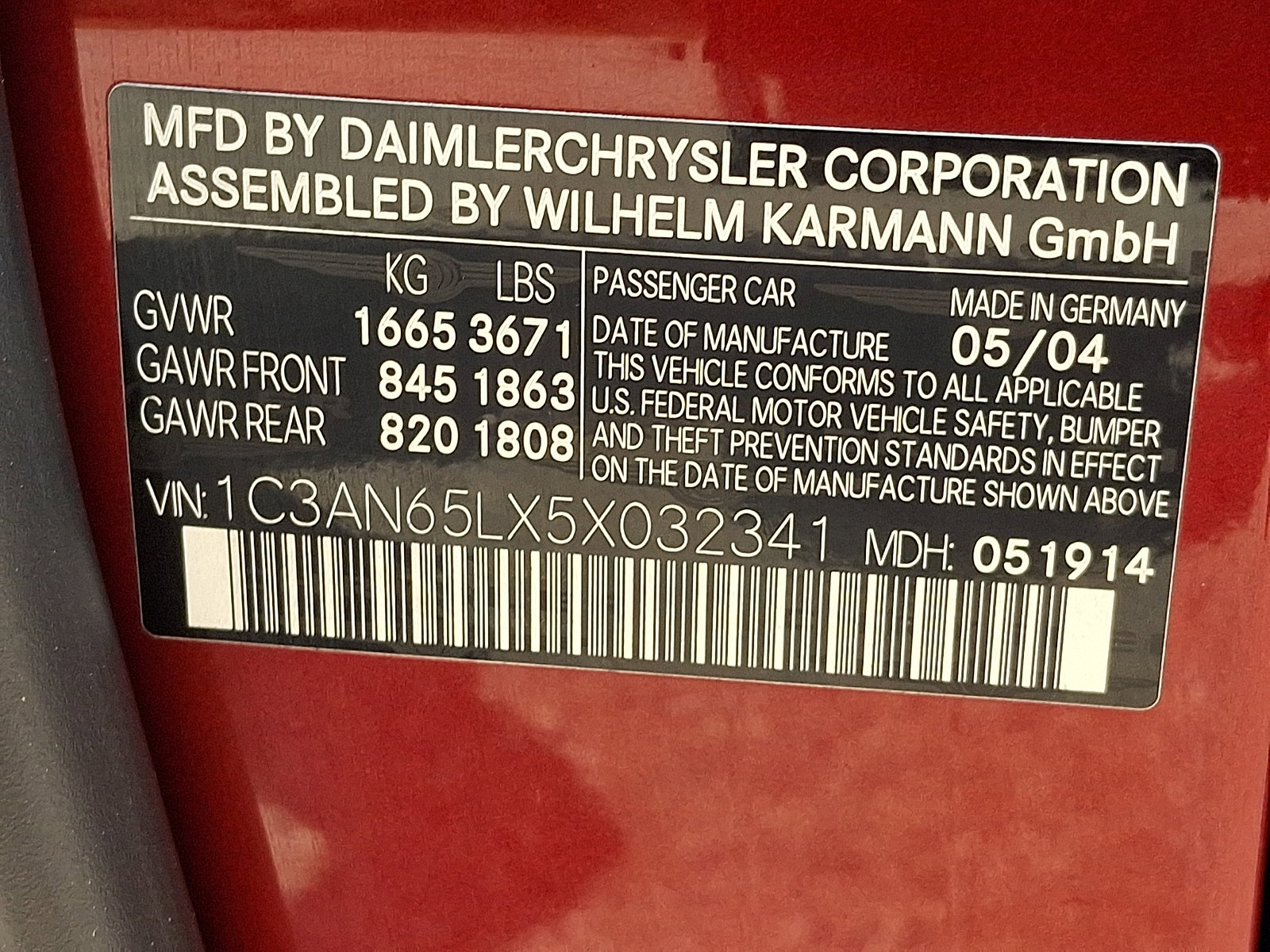 Used 2005 Chrysler Crossfire Limited image 25