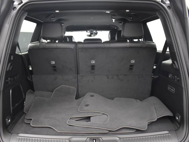 New 2026 Jeep Grand Wagoneer Limited w/ 8-Passenger Seating Package AWD/4WD image 7
