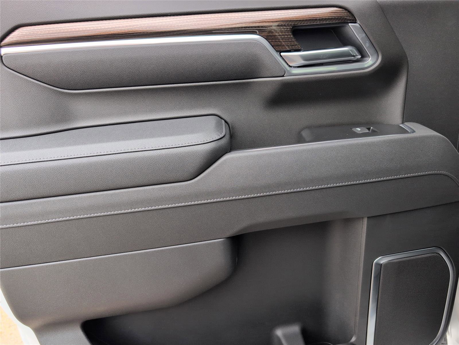 New 2026 Chevrolet Silverado 1500 RST image 32